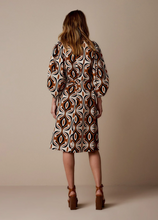Load image into Gallery viewer, Summum Midi Dress with Balloon Sleeves
