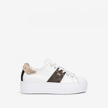 Load image into Gallery viewer, NeroGiardini White Trainers with Gold Studs
